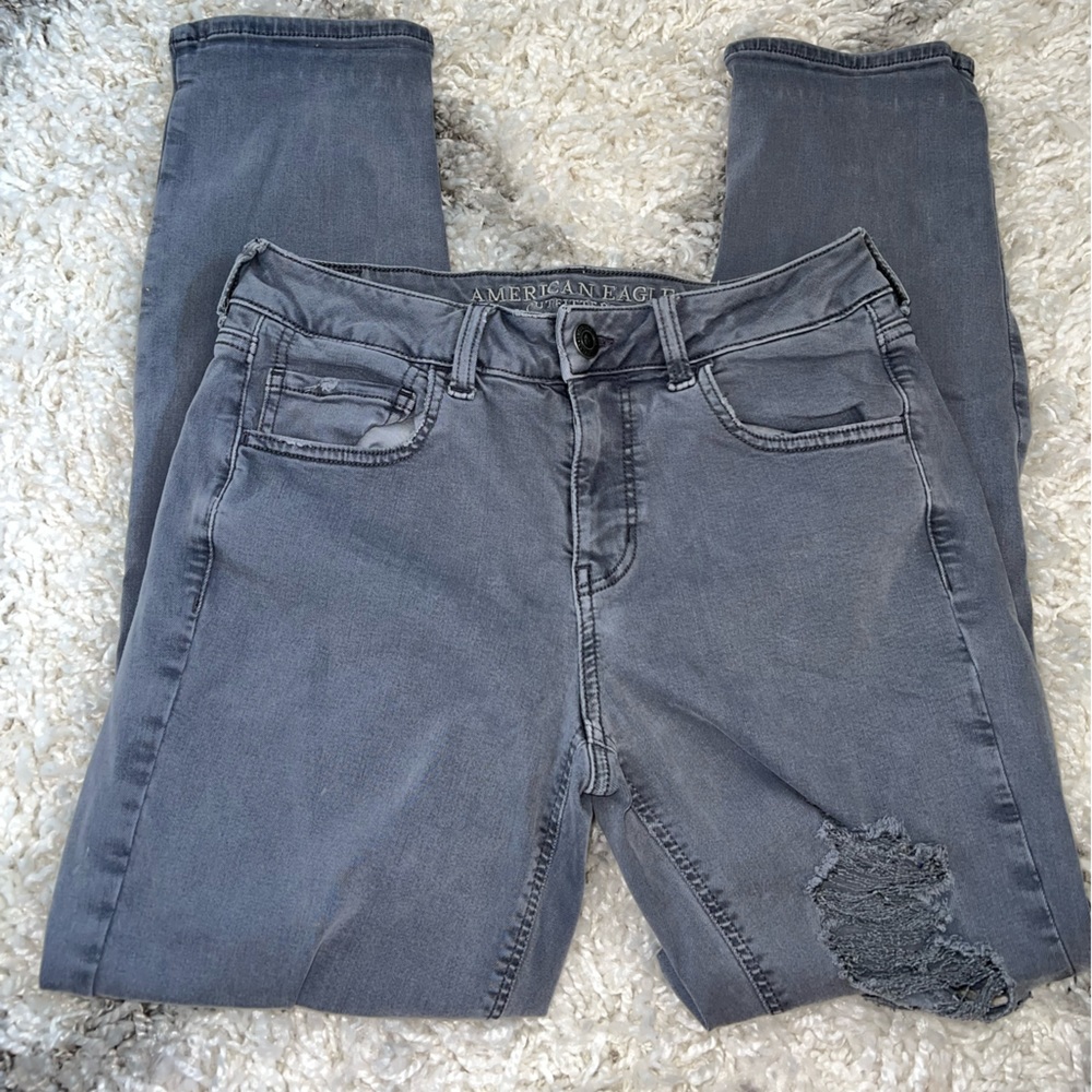 American eagle dark wash super stretch mom jean